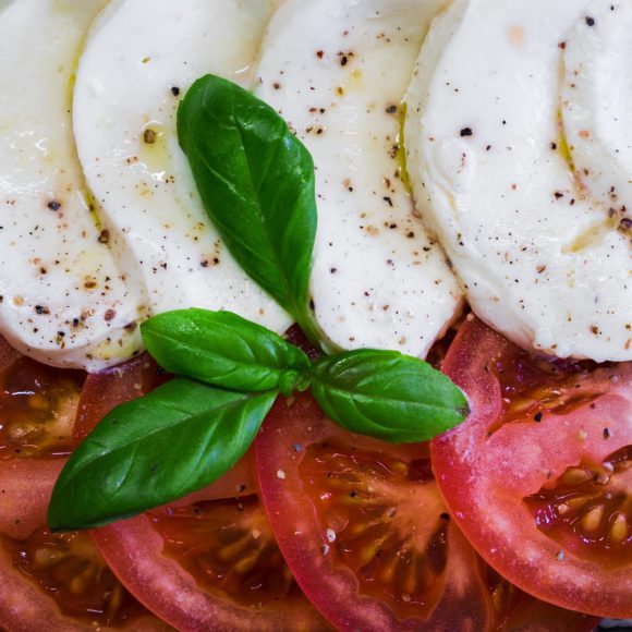 tomatoes 2991461_1280 580x580